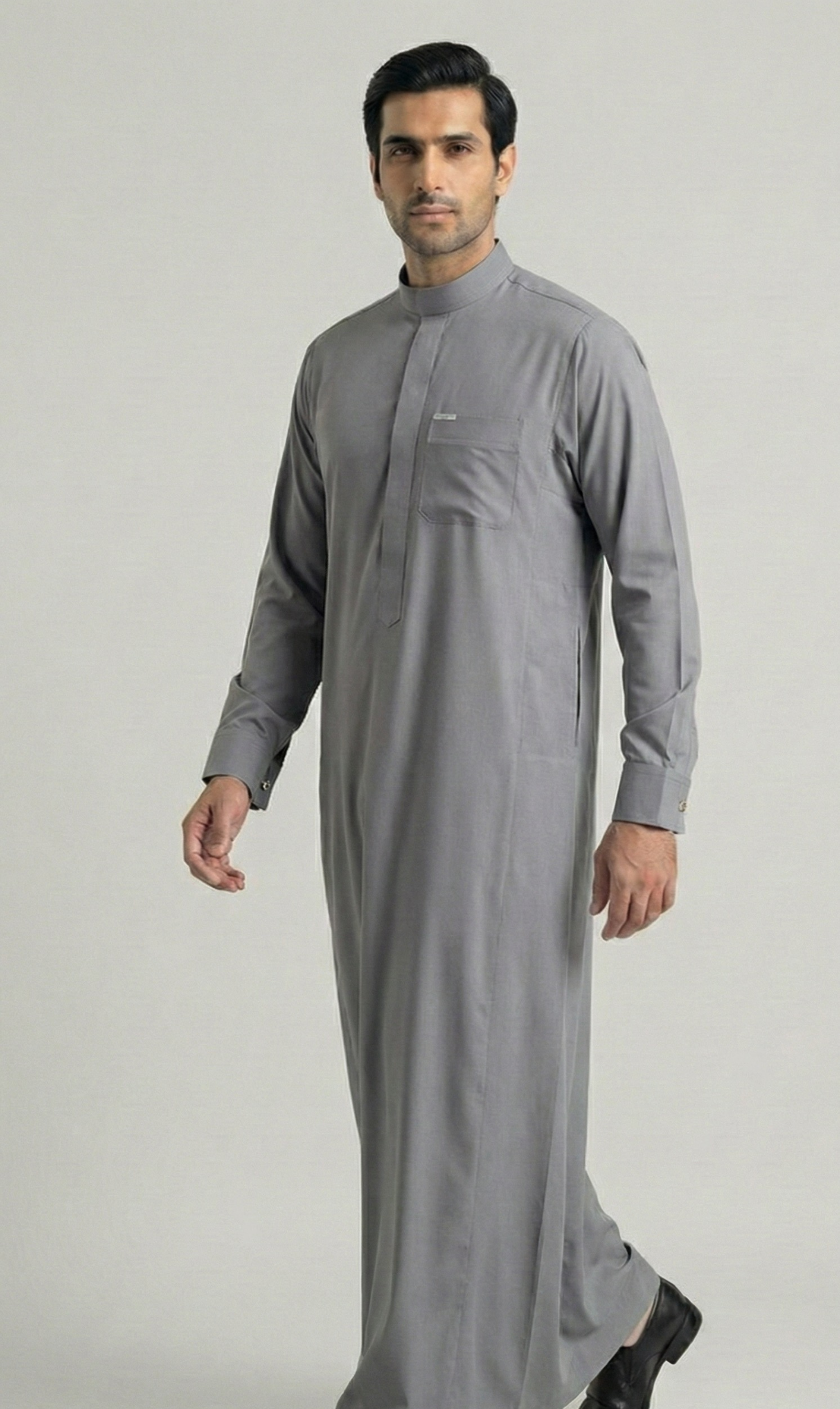 Basic Saudi Thobe "Ghazali"